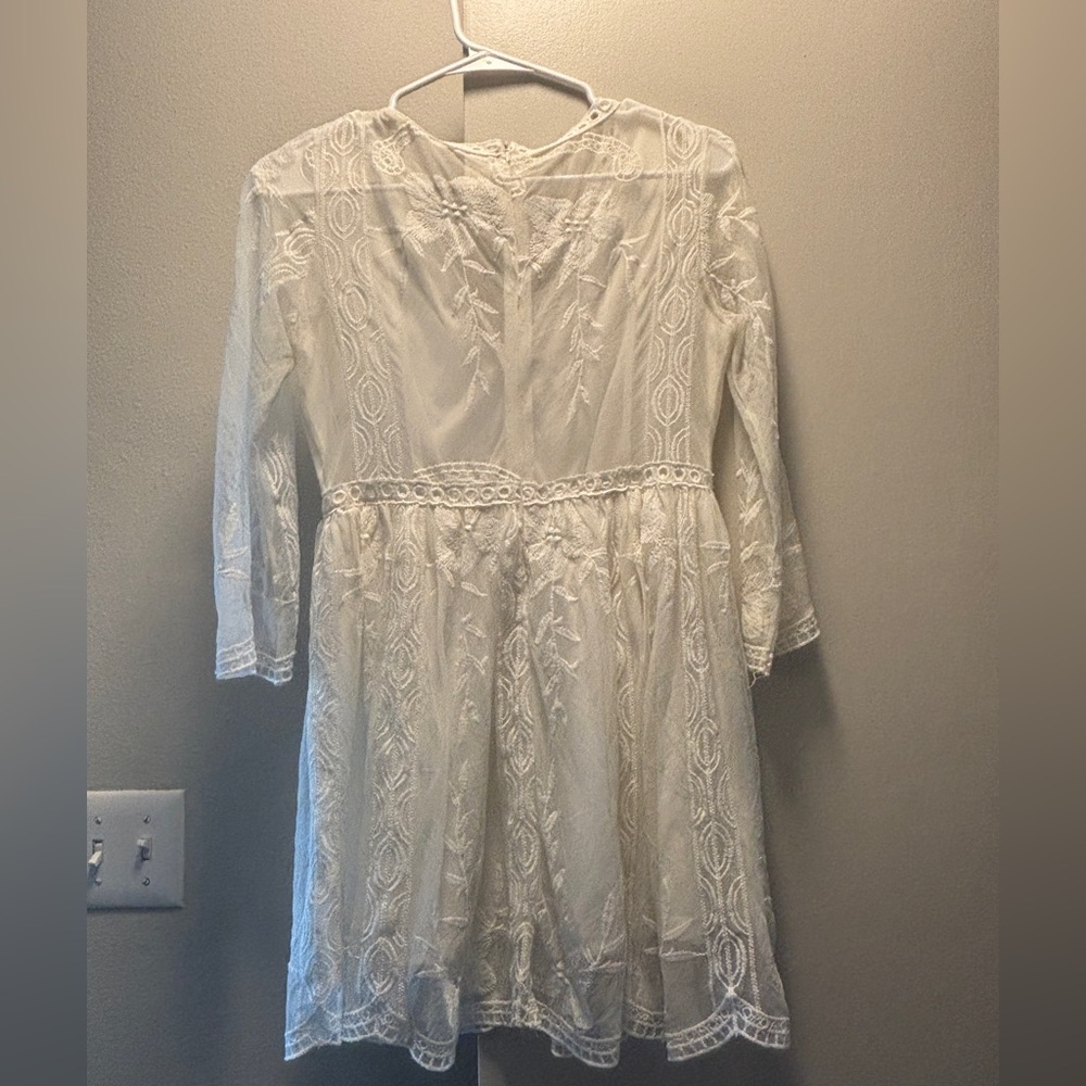 White Lace Dress - Picture 2 of 8